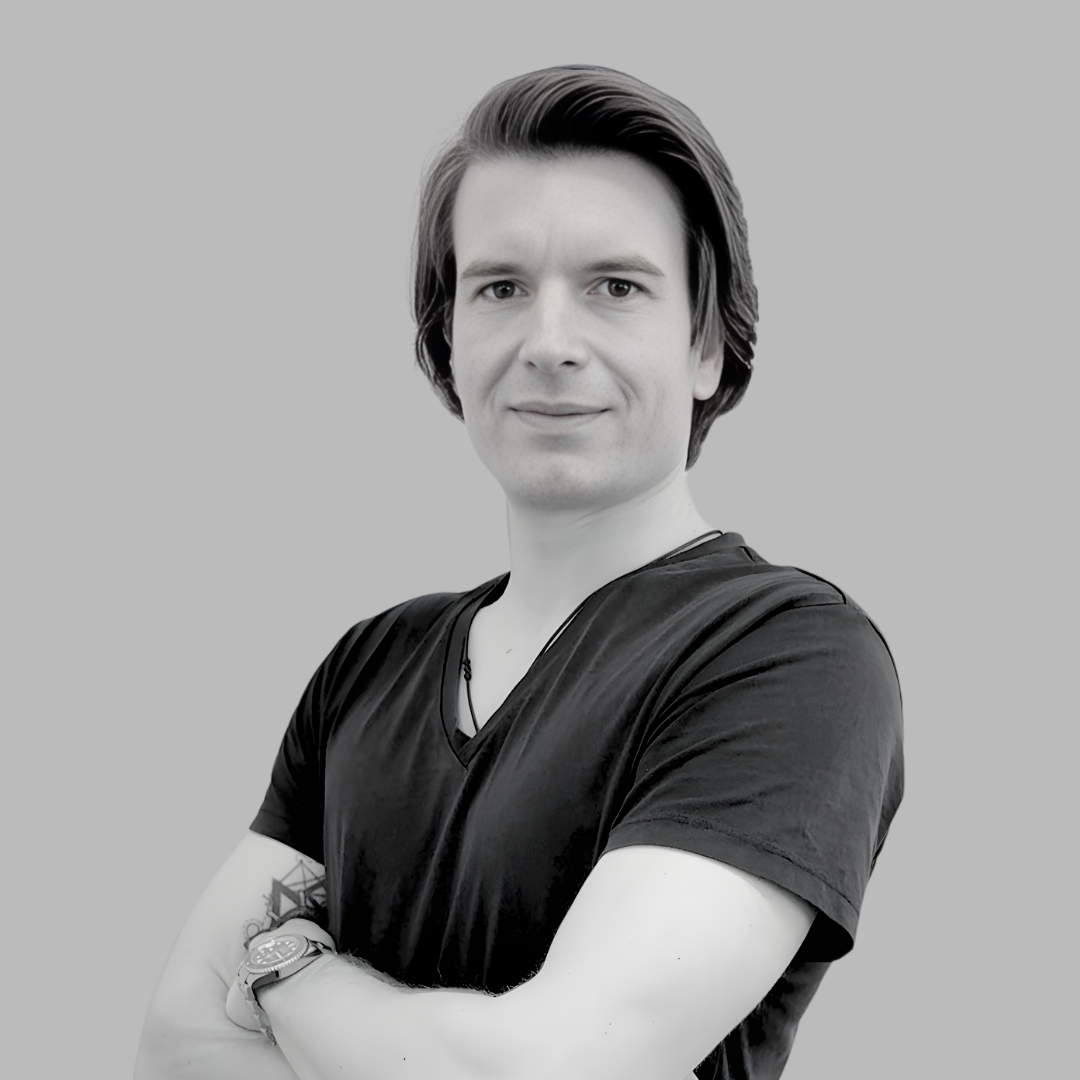 Porträt von Alex Becker, Facharzt für Allgemeinmedizin und Experte für ästhetische Medizin